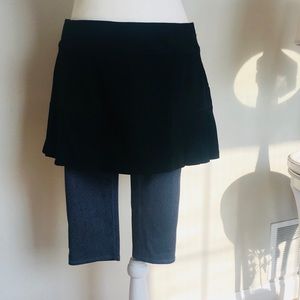 Athleta Skirt with Leggings Sz M